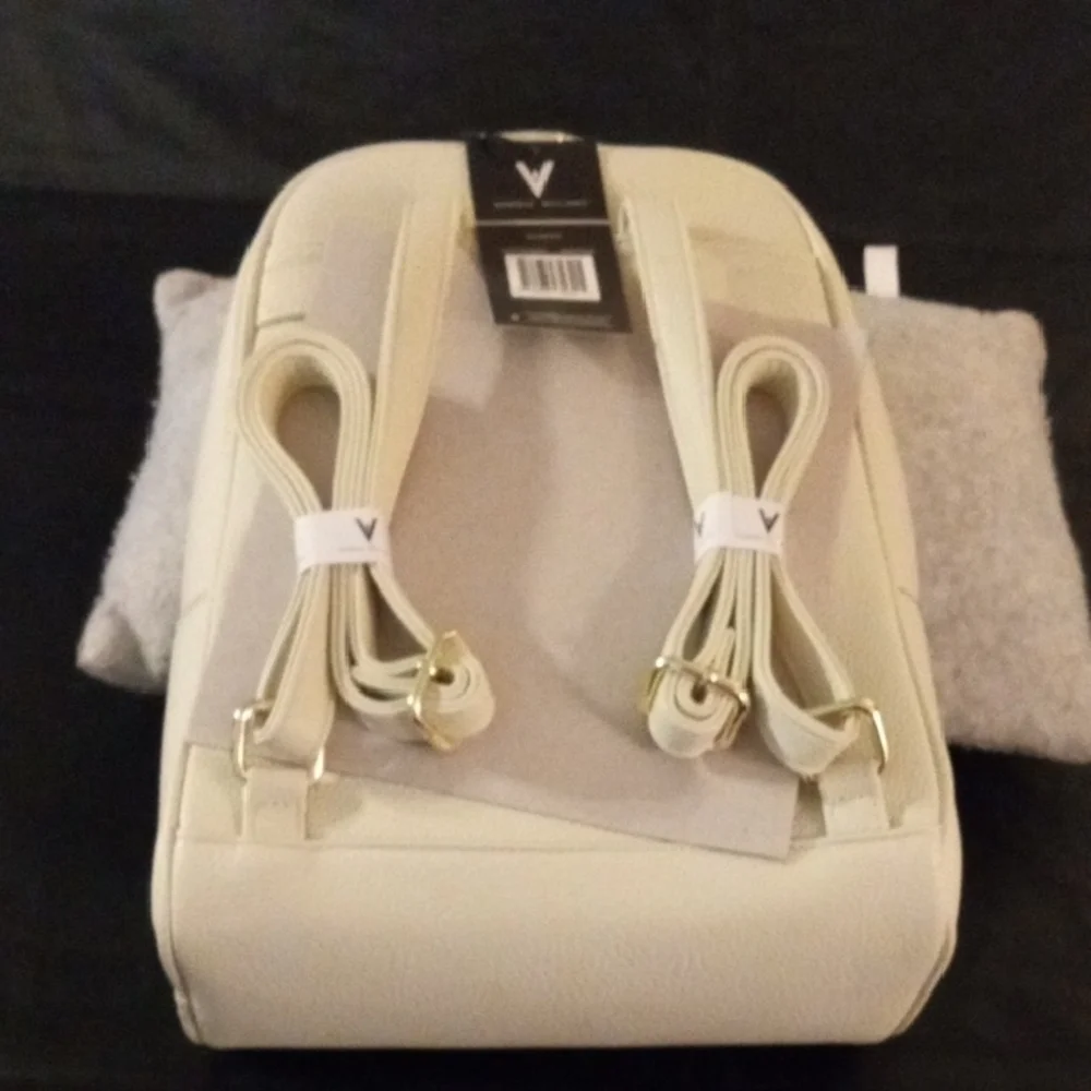 NWT Vanessa Williams Bone Mint Backpack Purse
